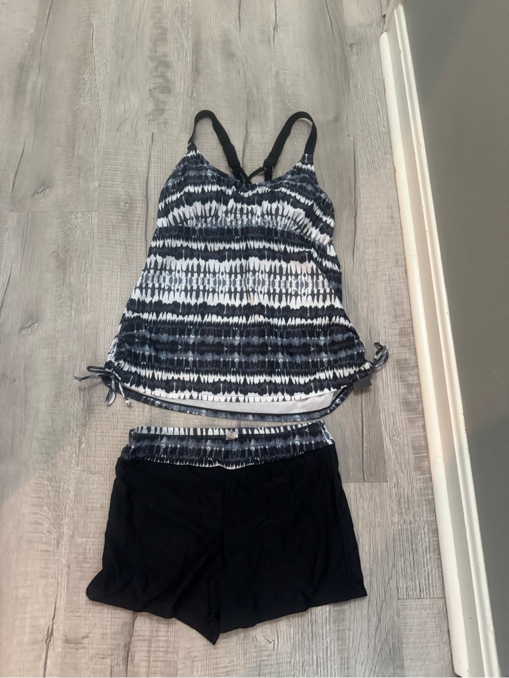 Temptations Black and White Patterned Swim Set